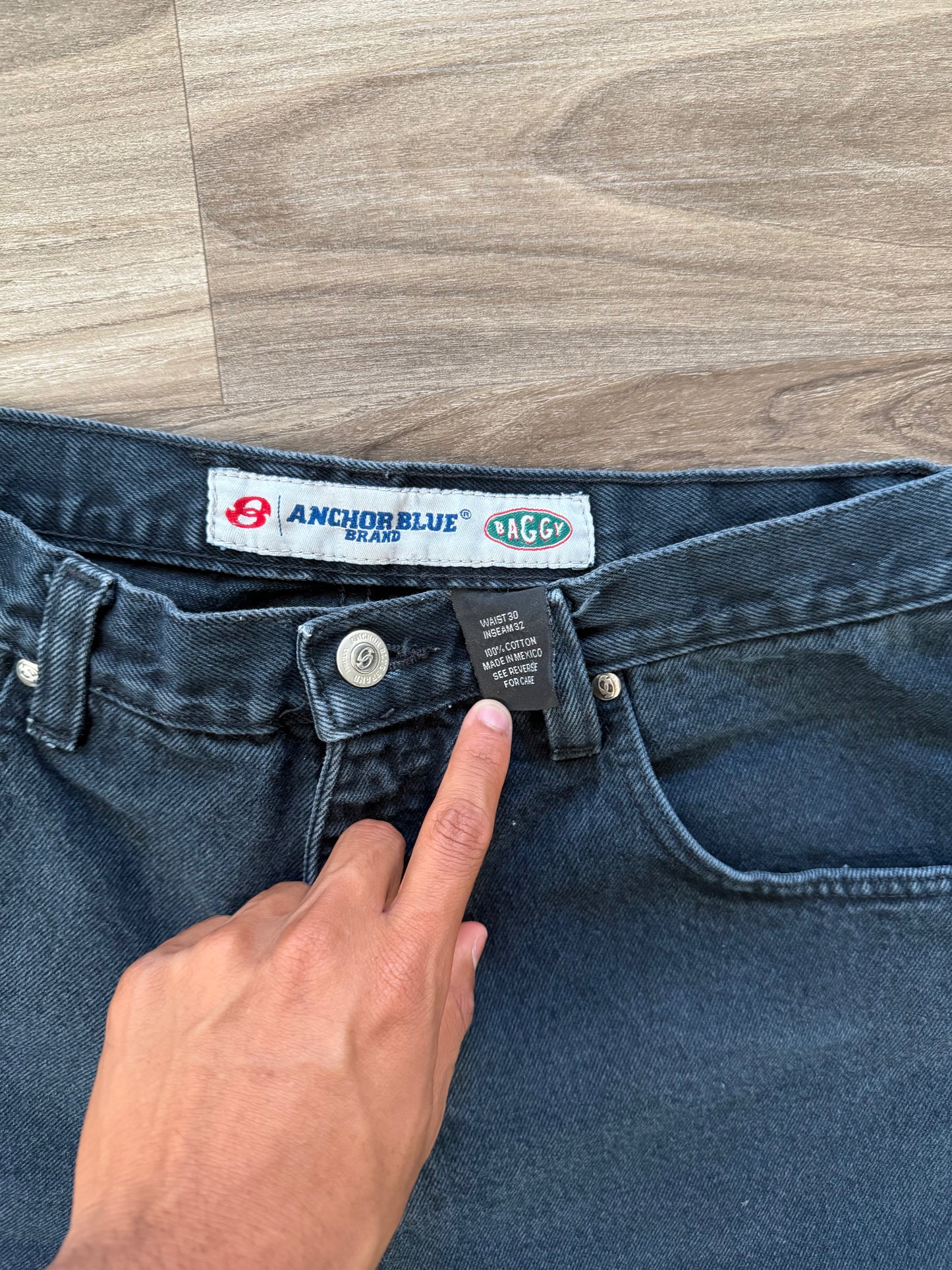 anchor blue jorts